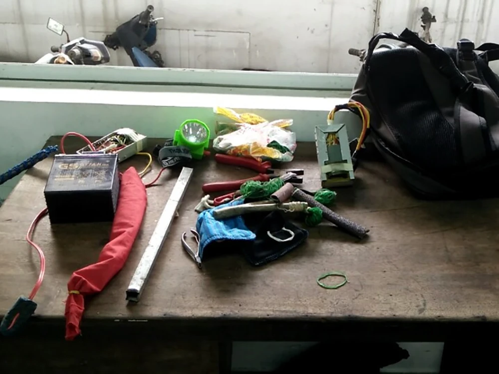 Tang vật bị công an thu giữ.